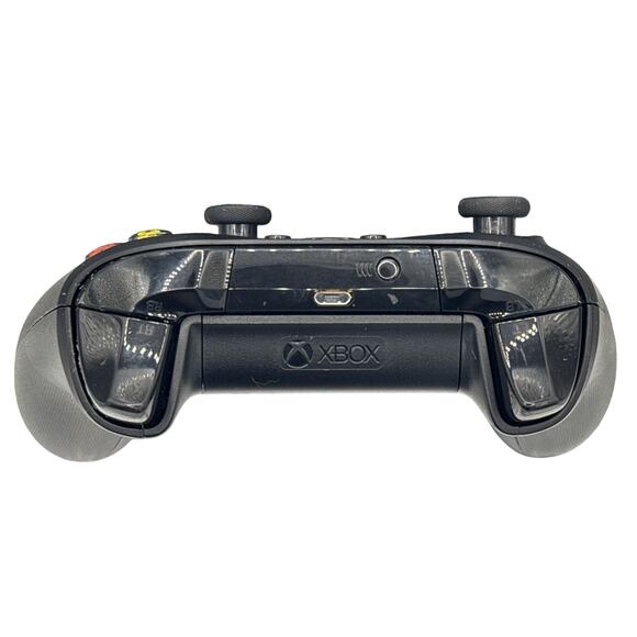 Microsoft Xbox One Wireless Controller Black Model 1708 - Picture 4 of 6